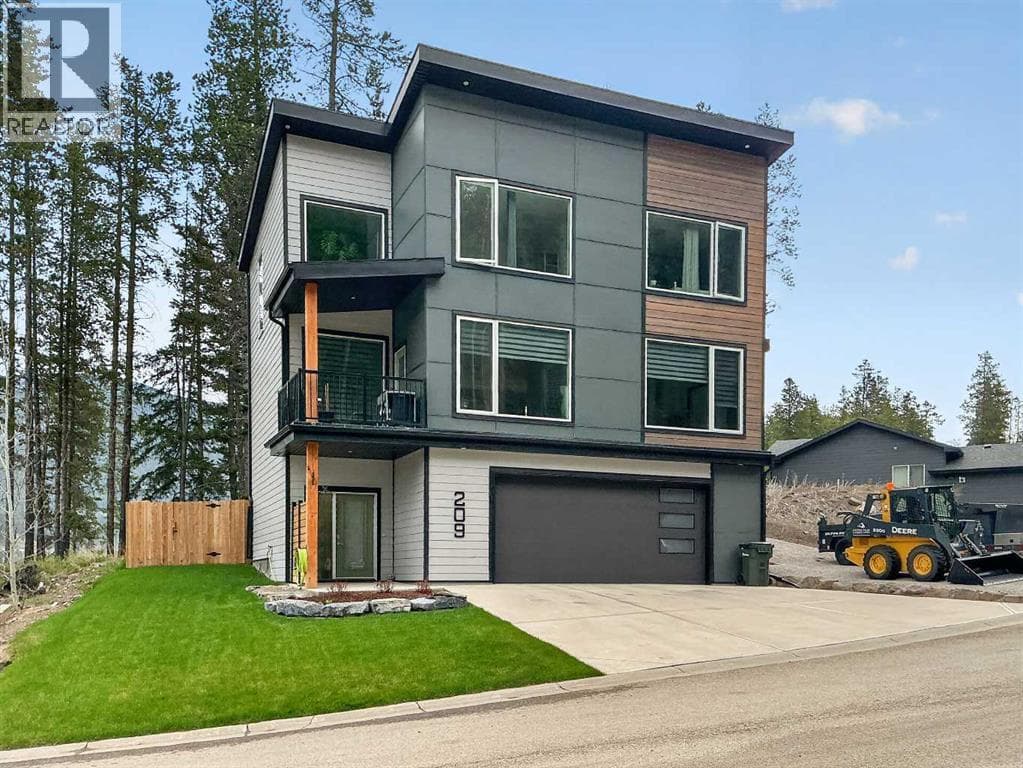 209 Southmore Place — photo 3
