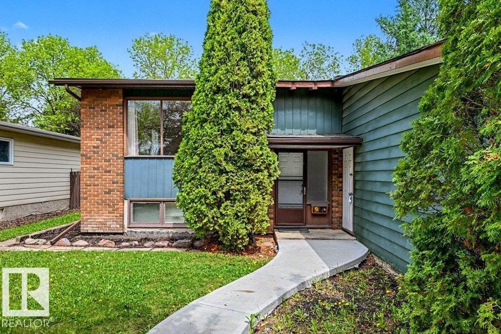 23 ALLISON PL — photo 2
