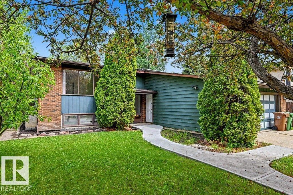 23 ALLISON PL