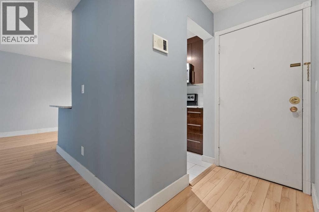 208, 819 4A Street NE — photo 5