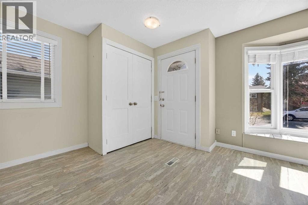 84 Macewan Glen Way NW — photo 3
