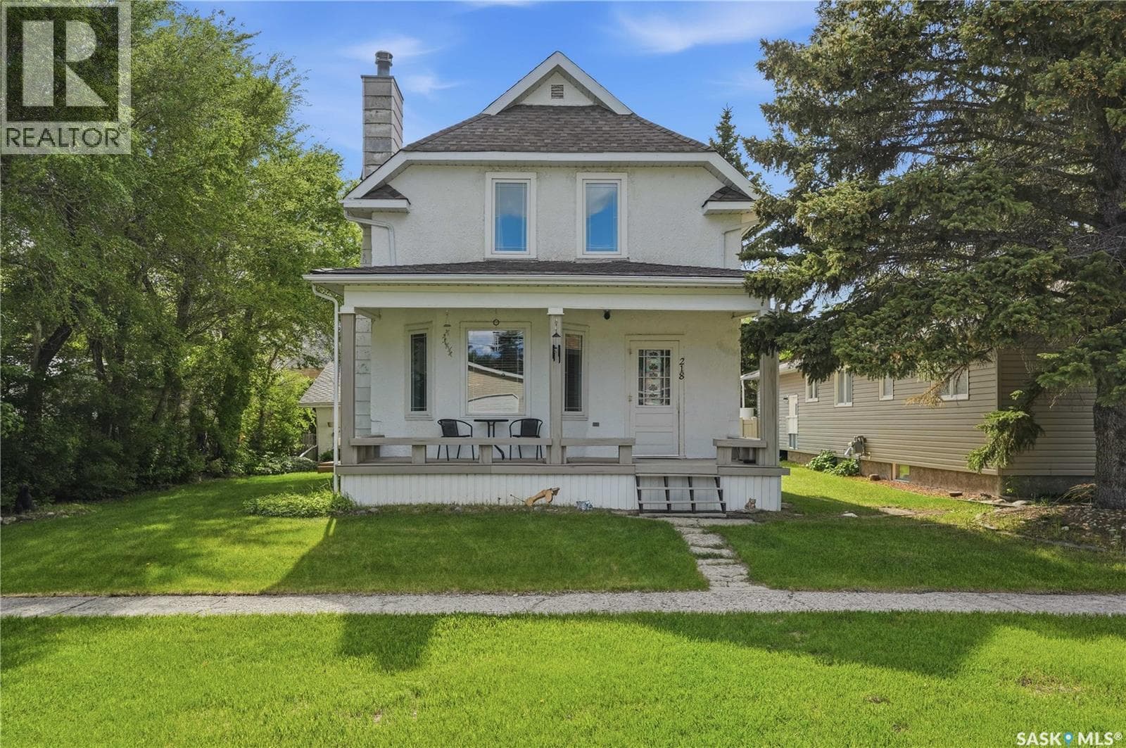 218 Lansdowne STREET E