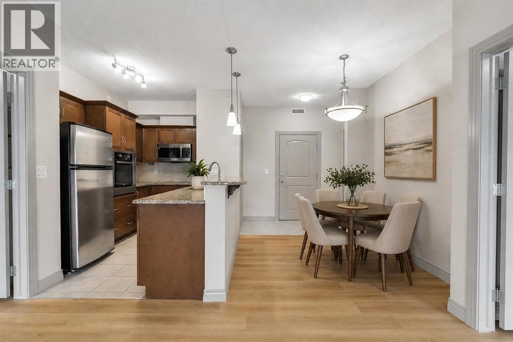 412, 70 Royal Oak Plaza NW — photo 4