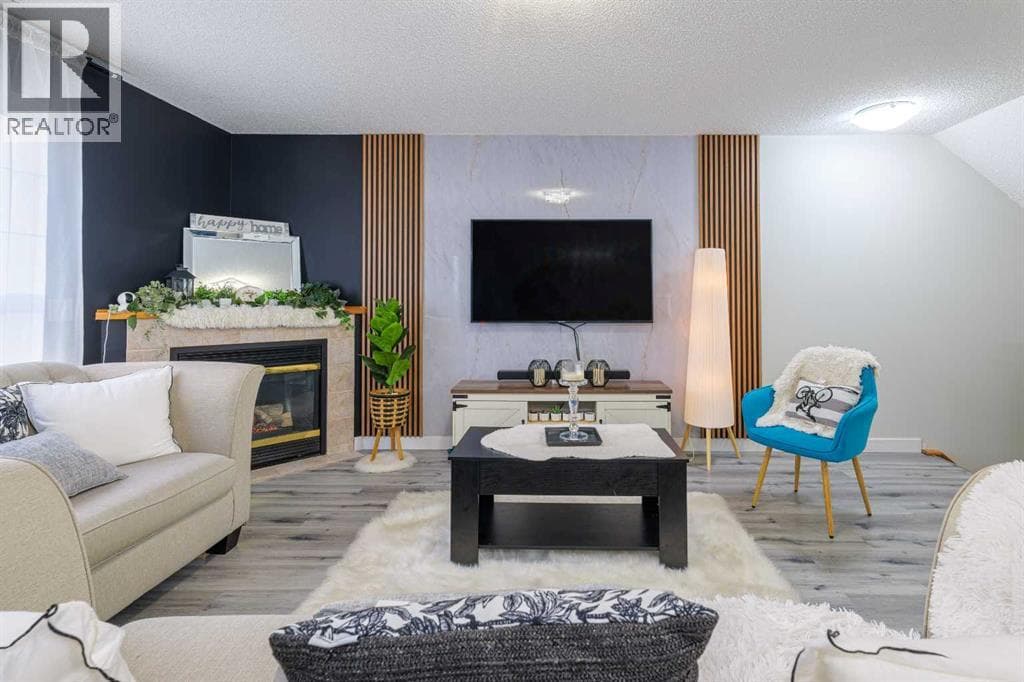 13 Mt Aberdeen Manor SE — photo 5