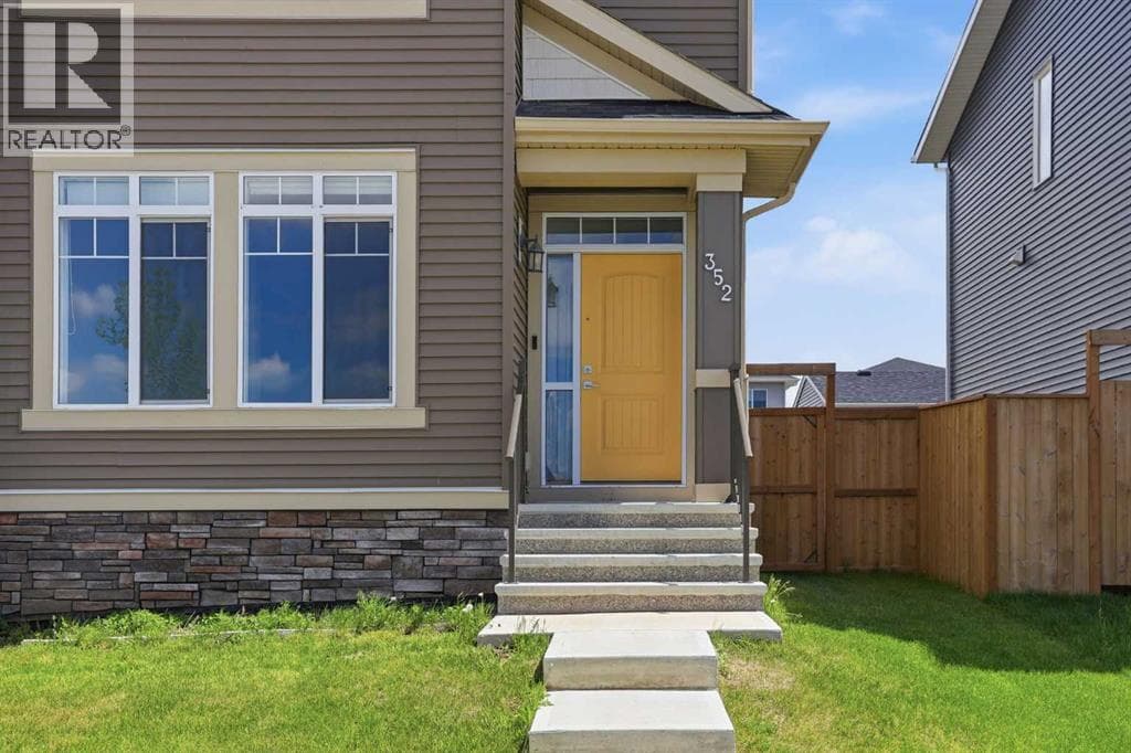 352 Dawson Drive — photo 3