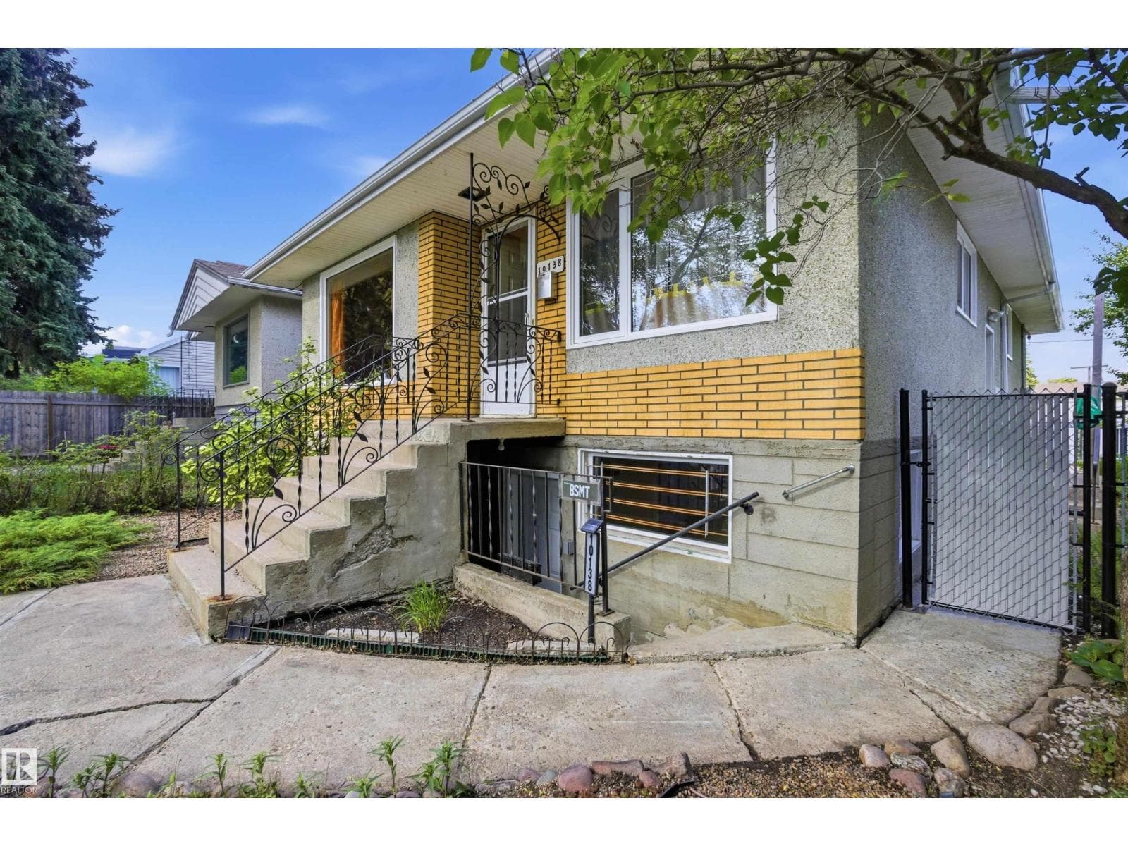 10138 74 ST NW — photo 3