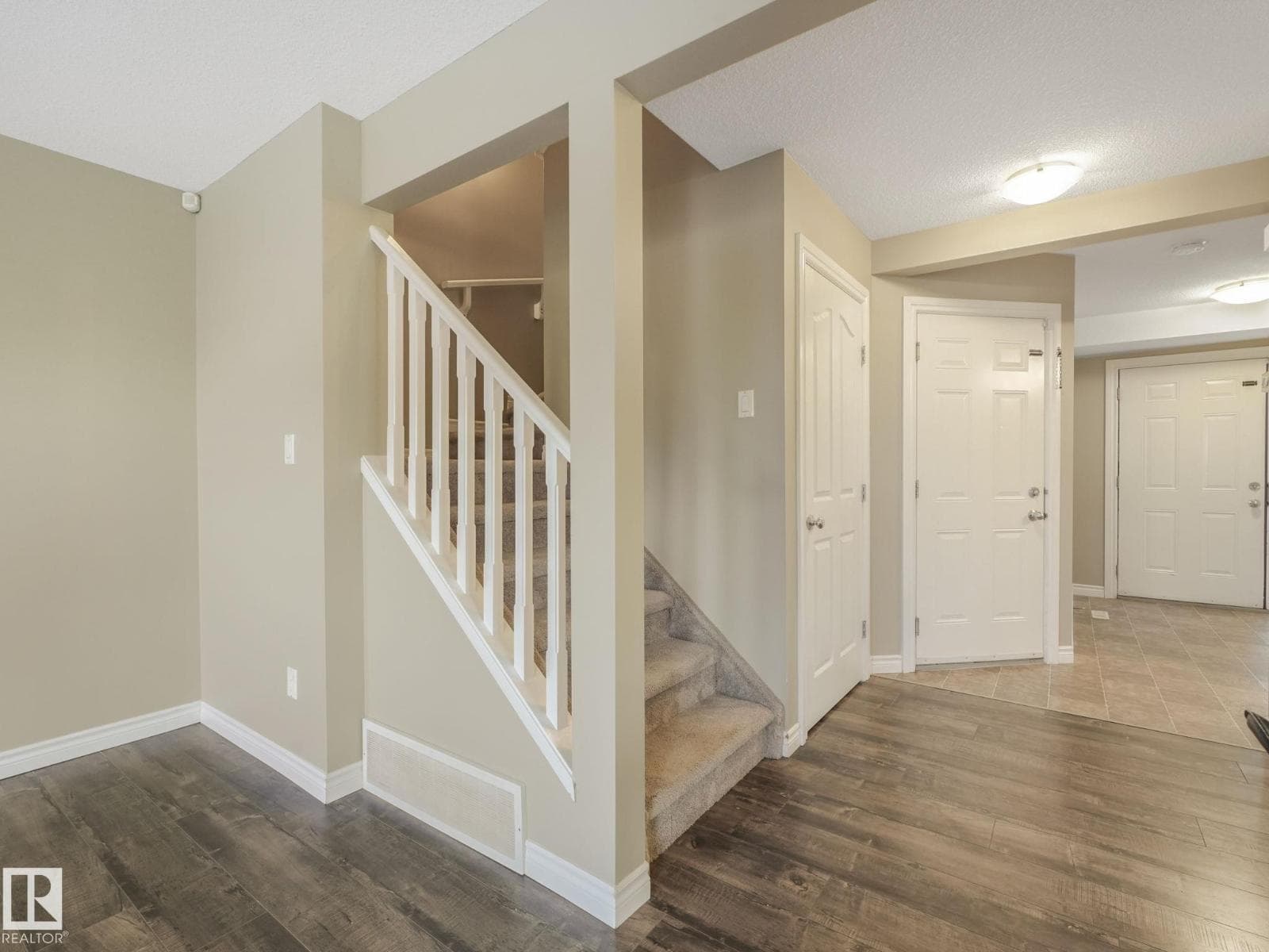 #6 85 SPRUCE VILLAGE DR DR — photo 4