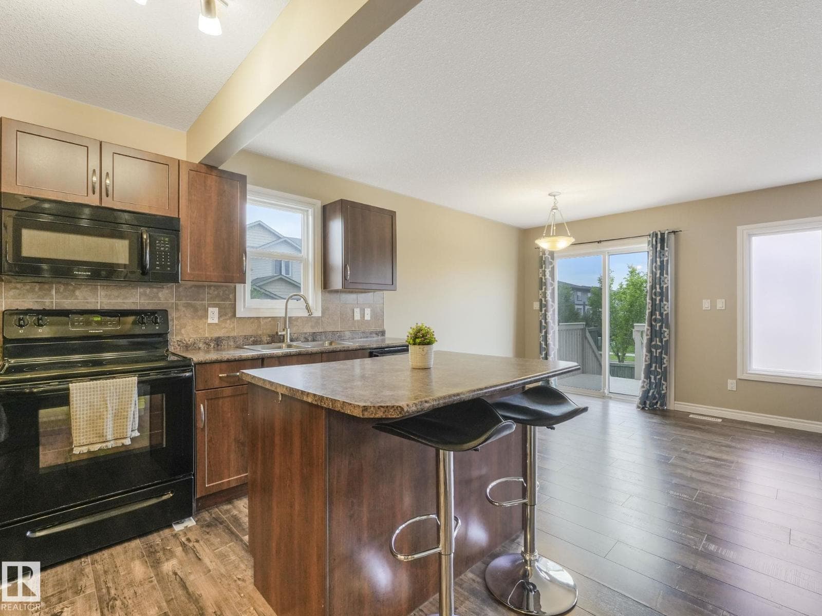 #6 85 SPRUCE VILLAGE DR DR — photo 5
