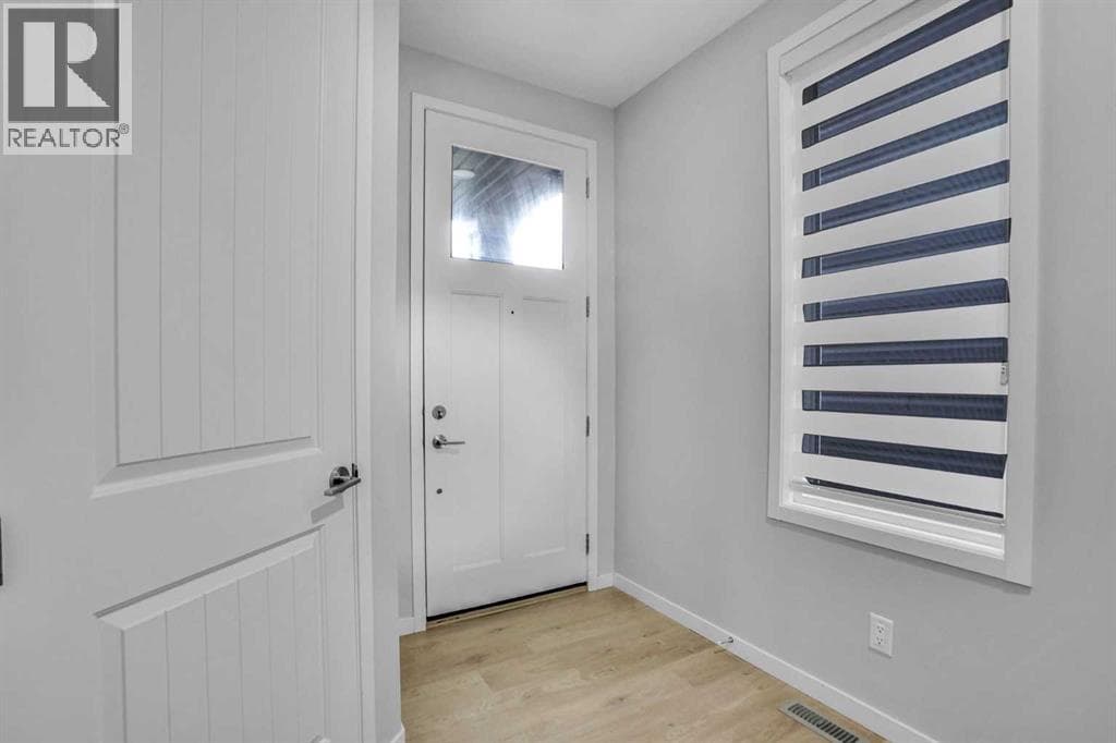 28 Carringsby Avenue NW — photo 4