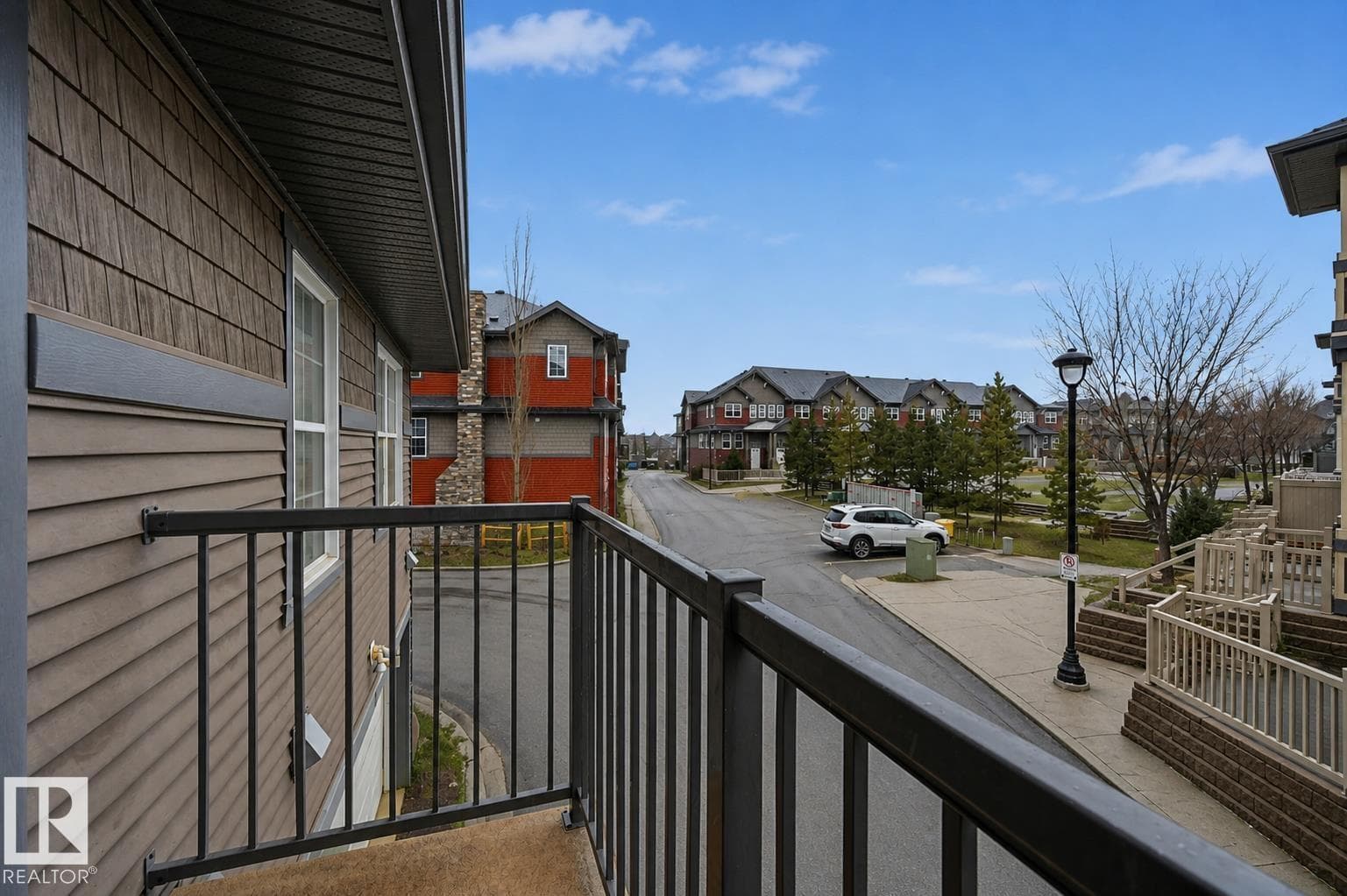 4033 ORCHARDS DR SW — photo 2