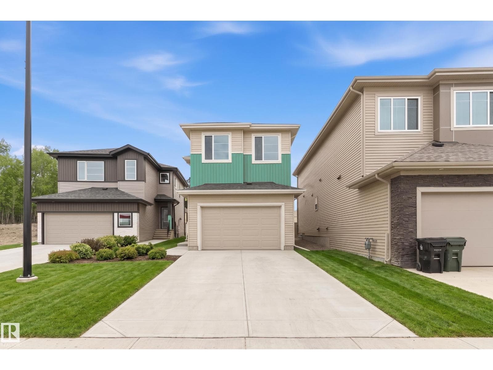45 MEADOWGROVE LN