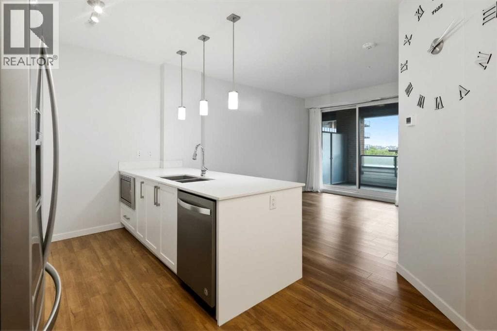 212, 122 Mahogany Centre SE — photo 4