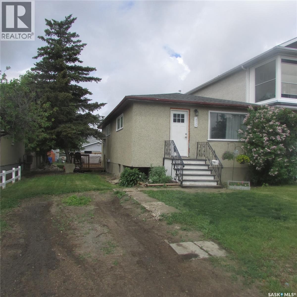 2058 Alexandra STREET