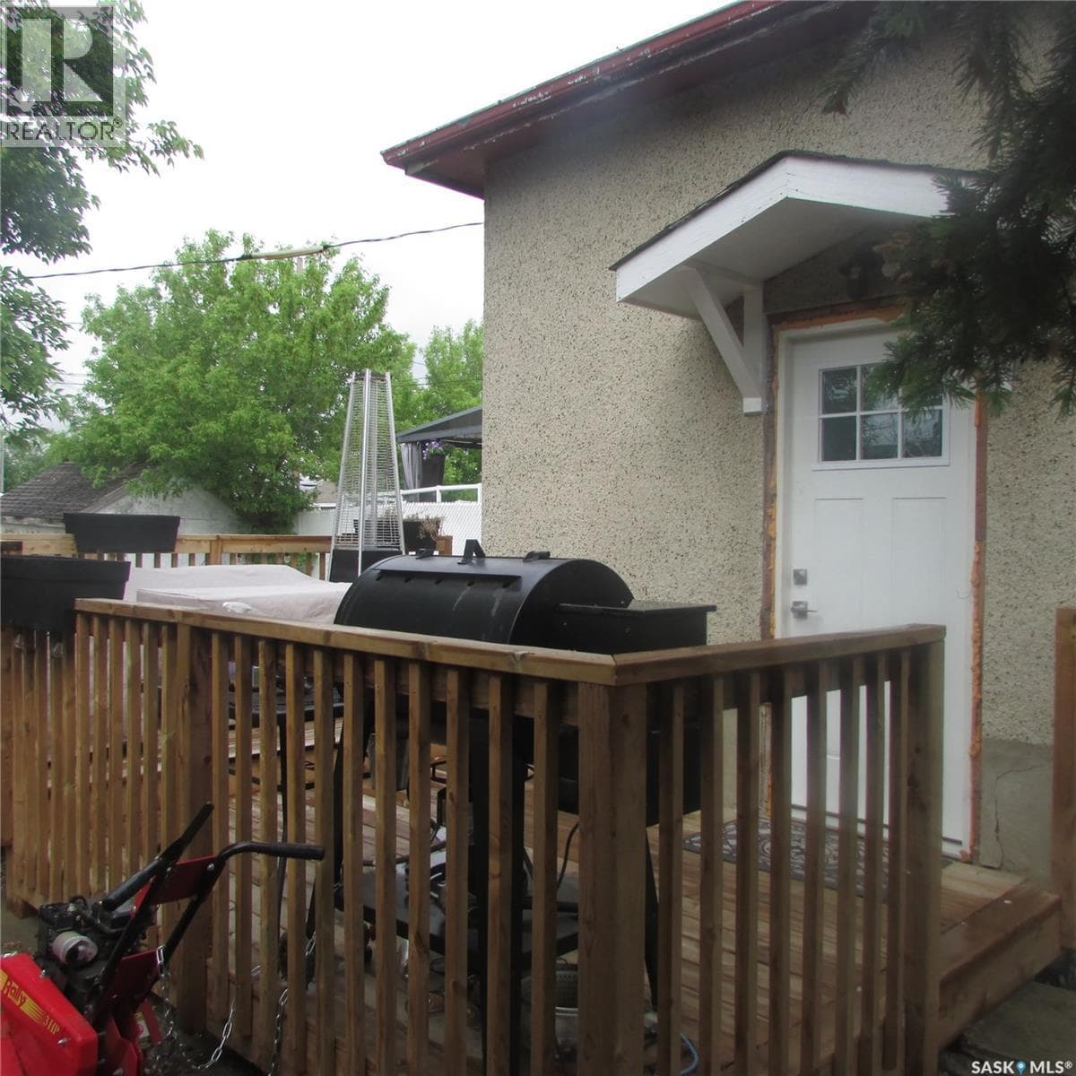 2058 Alexandra STREET — photo 4