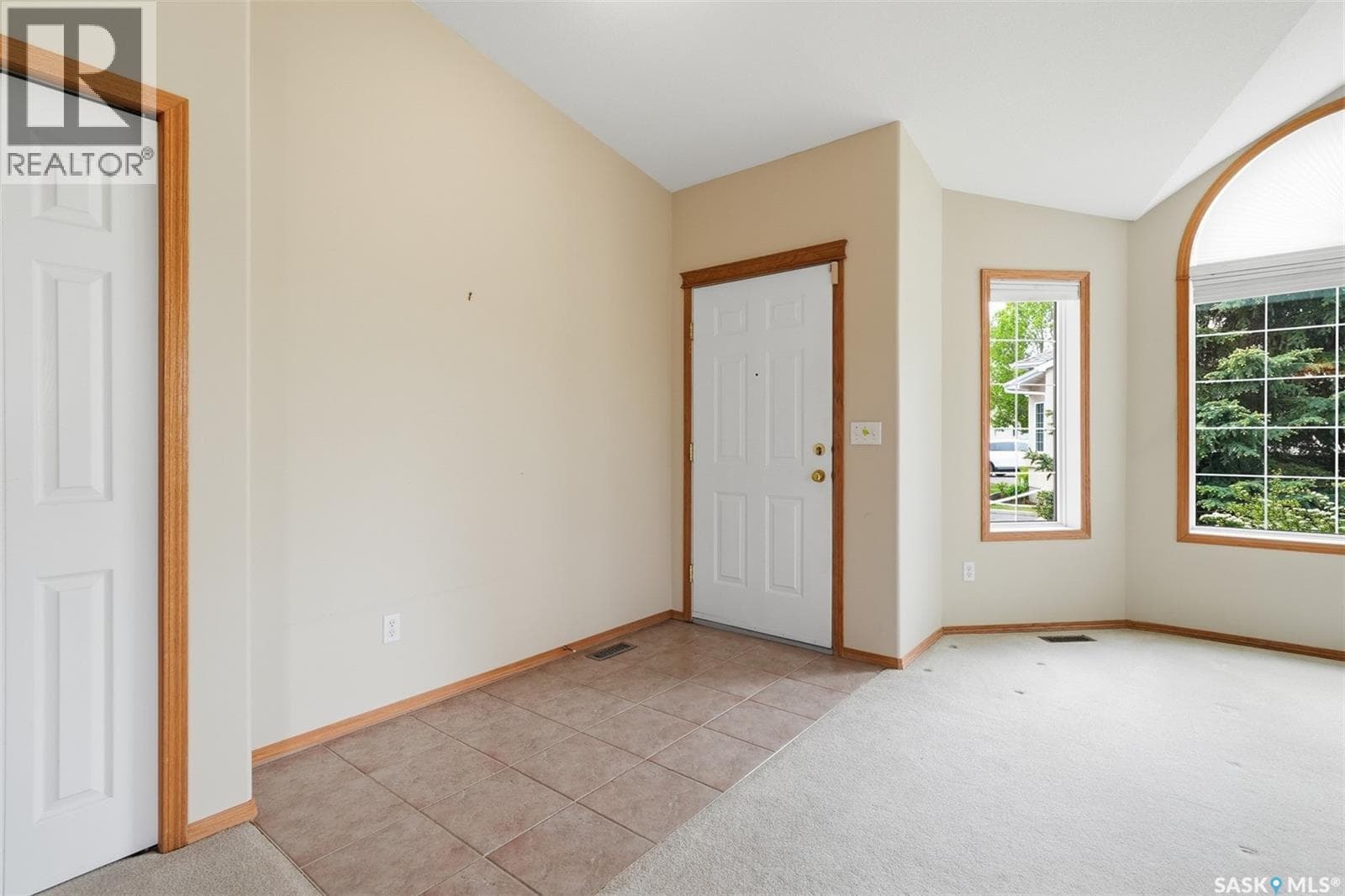 5 927 Heritage VIEW — photo 4
