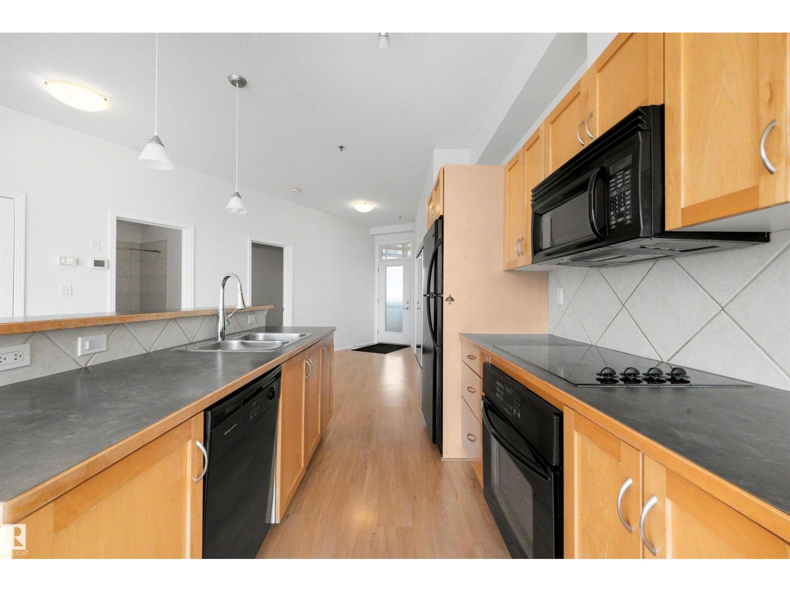 #410 4835 104A ST NW — photo 5