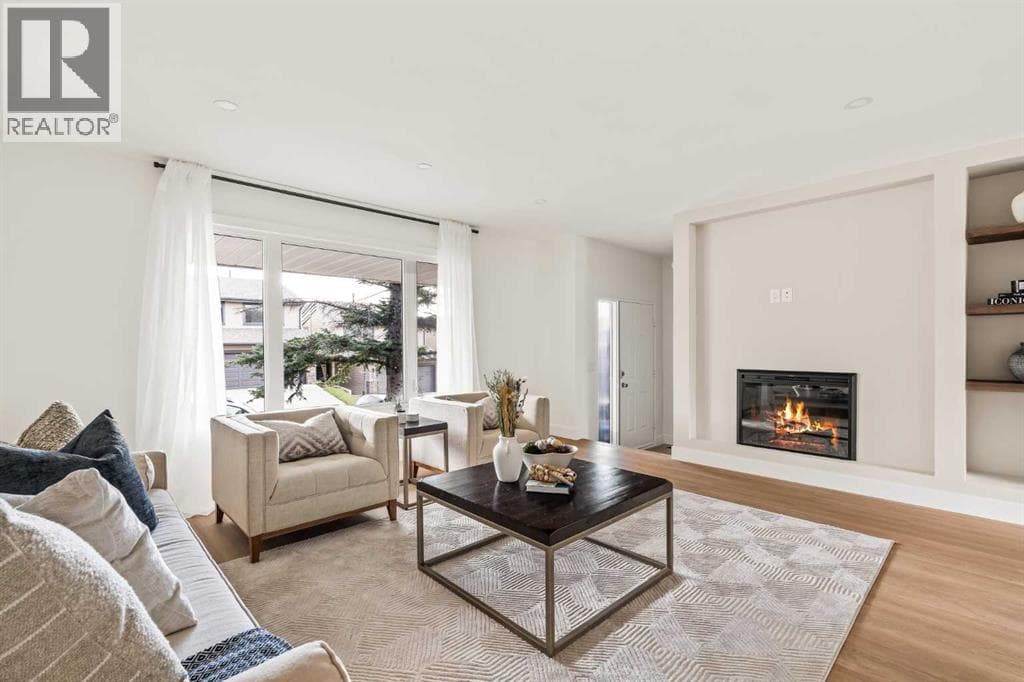 11 Coach Manor Rise SW — photo 2