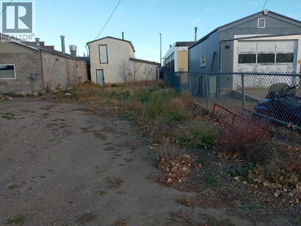 208 Main Street — photo 3