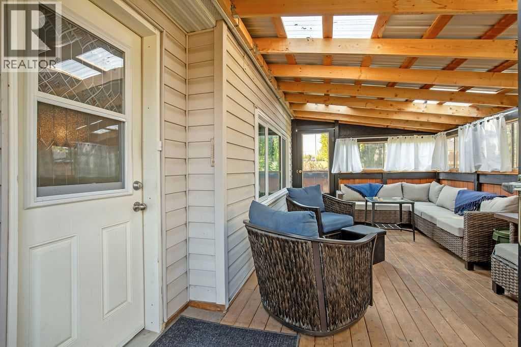 219 1st Avenue NW — photo 3