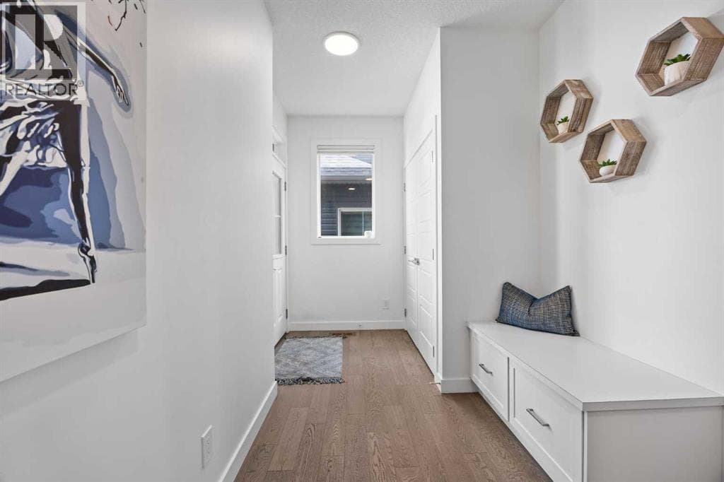 10 Evansfield Green NW — photo 3