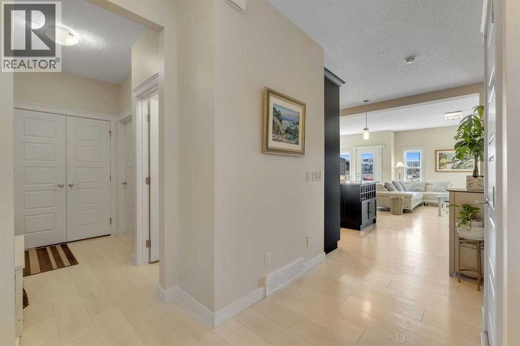 133 Redstone Common NE — photo 5