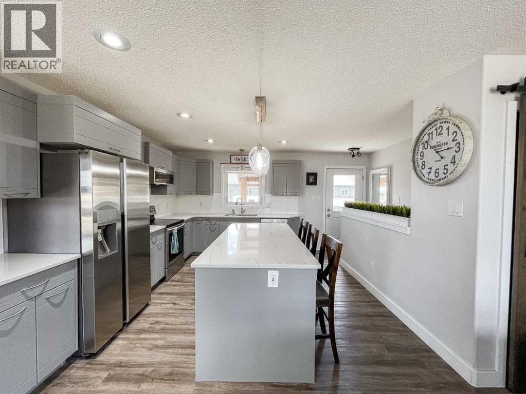 7313 Hughes Avenue — photo 2