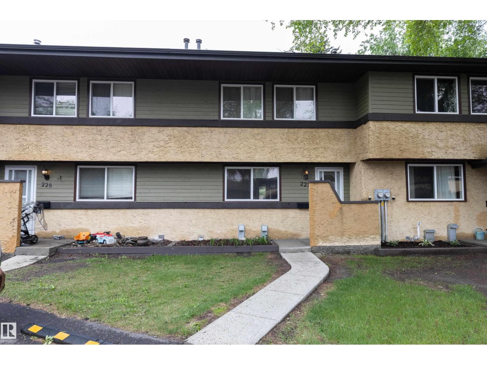 227 Woodbridge WY