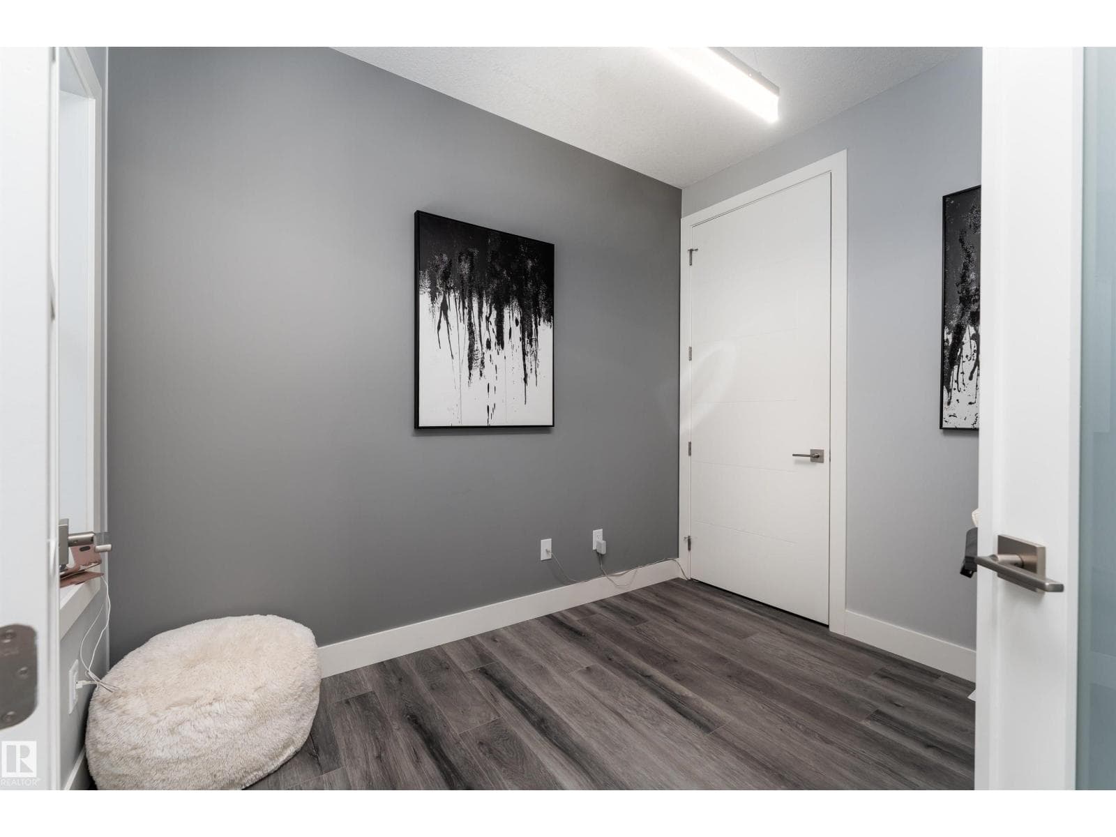 18 KIWYCK LI — photo 4