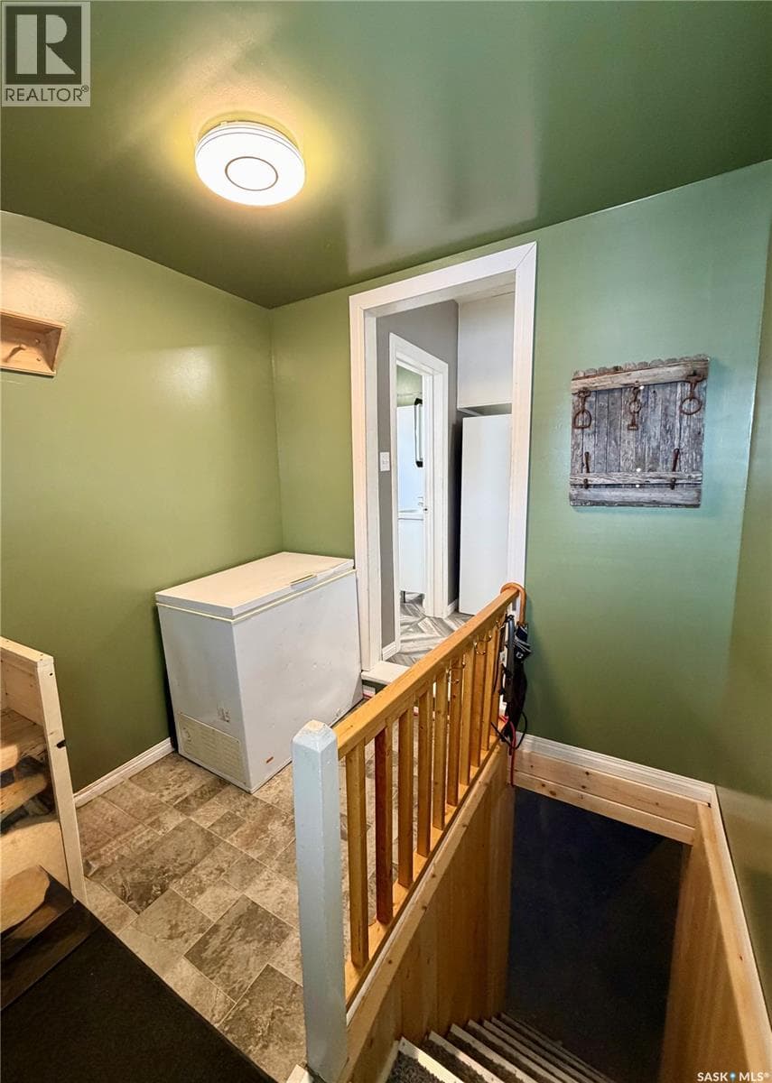 511 Albert STREET — photo 4