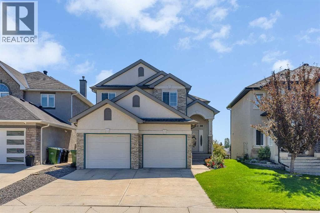 9 Panorama Hills Manor NW — photo 2