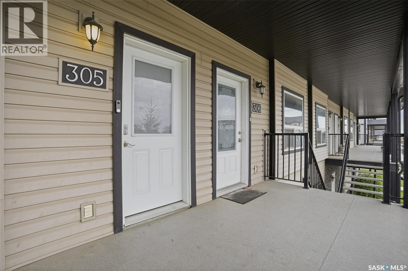 305 103 Klassen CRESCENT — photo 3
