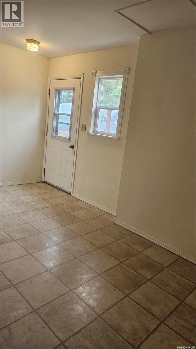 12 3rd AVENUE — photo 3