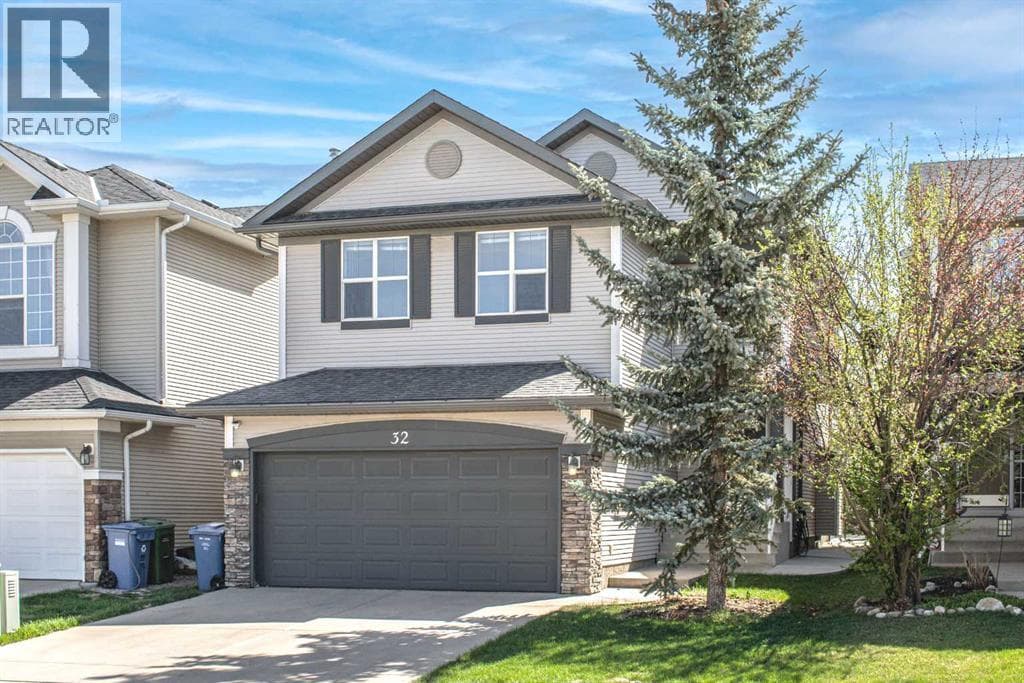 32 Cougarstone Square SW — photo 4