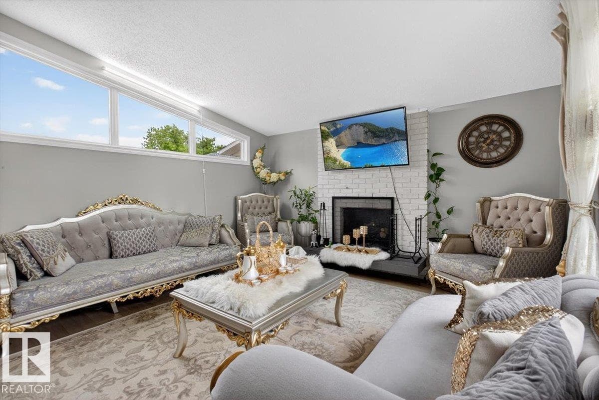 11940 152B AV NW