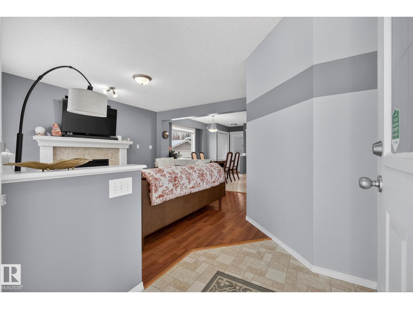 67 SUMMERFIELD PT — photo 3