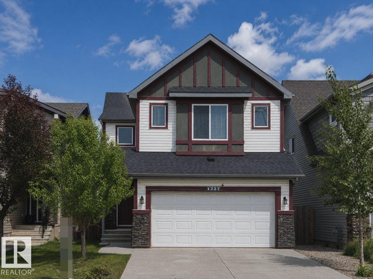 1227 SECORD LD NW