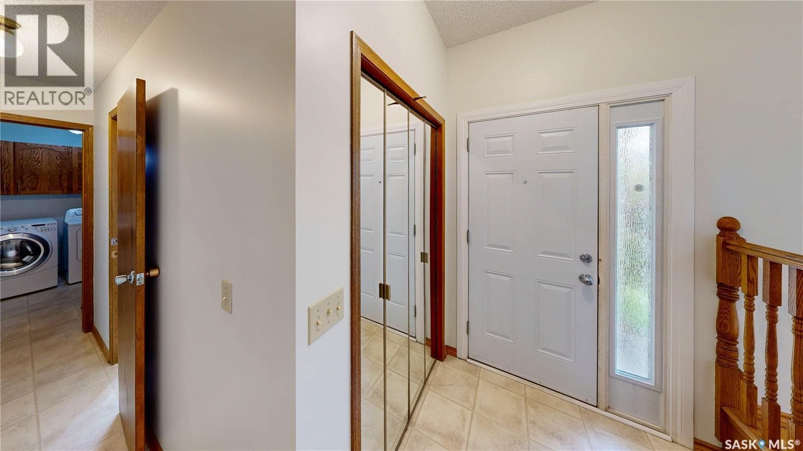 2630 Crocus DRIVE — photo 2