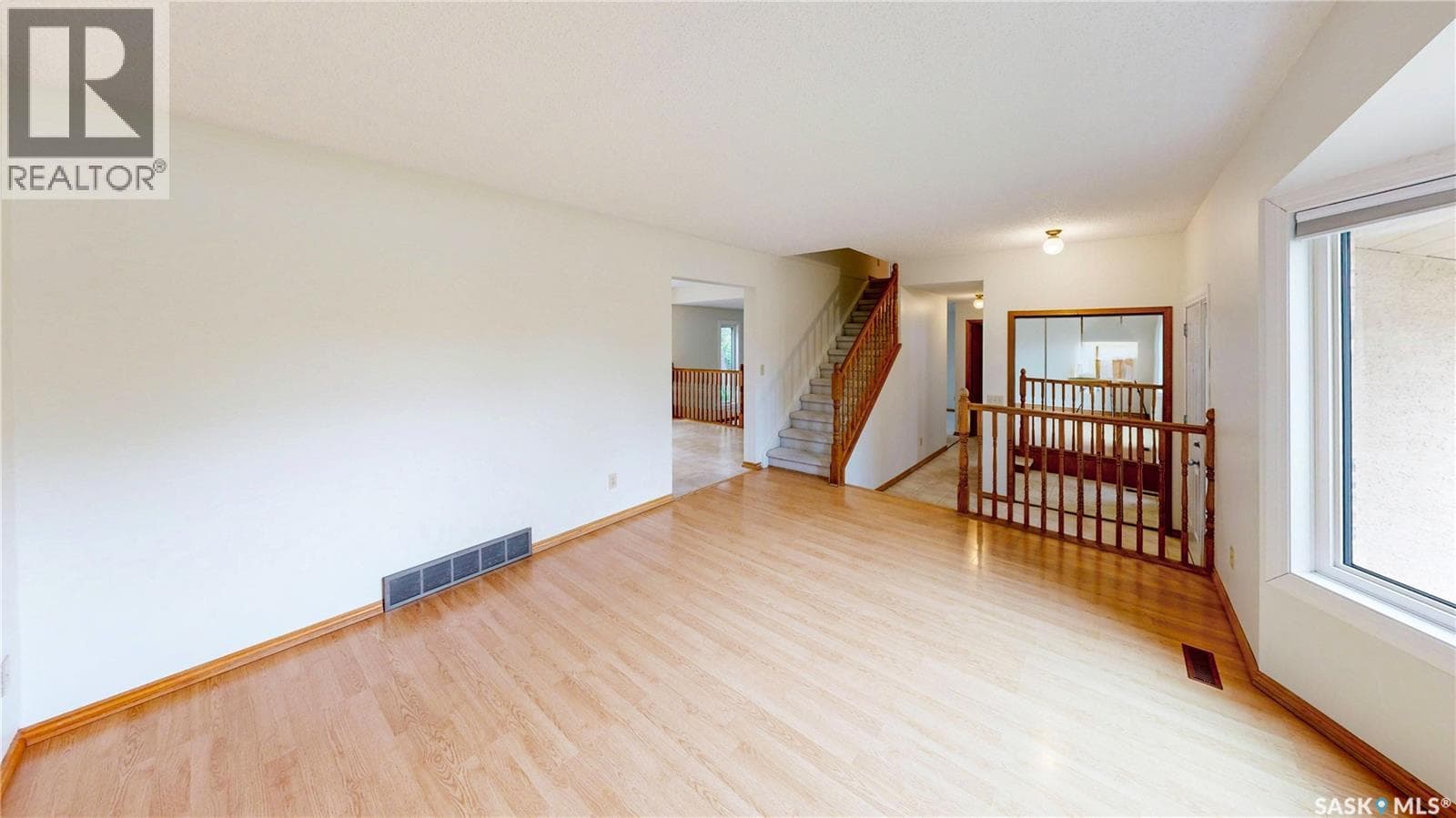 2630 Crocus DRIVE — photo 5