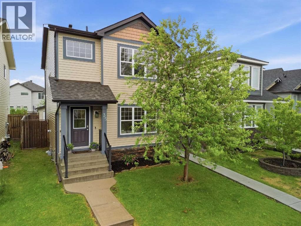 35 Covecreek Place NE