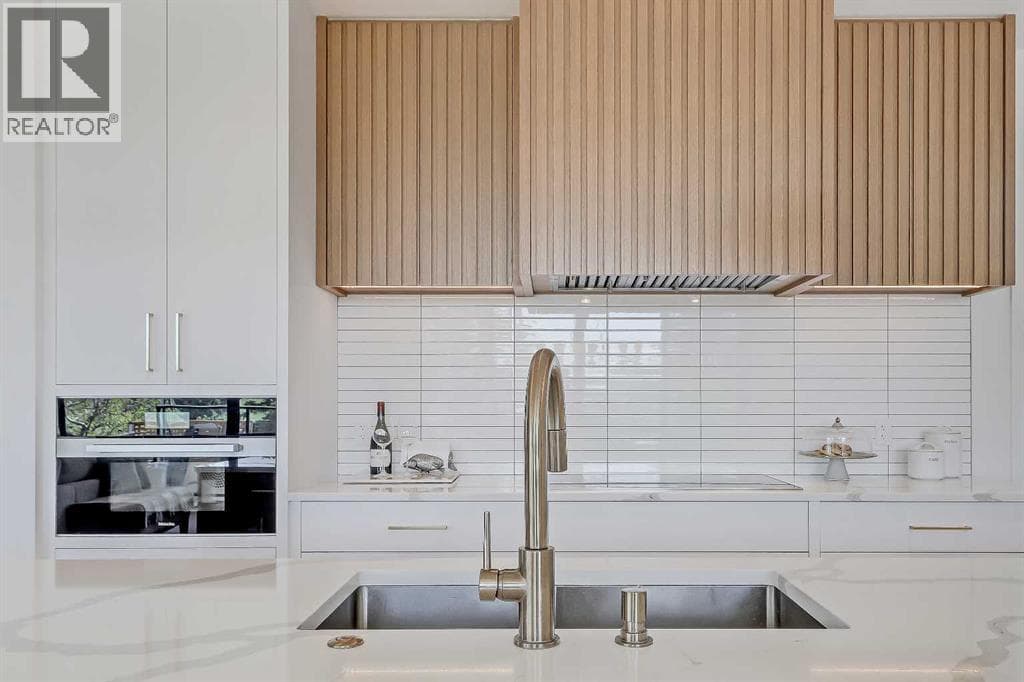 159 Rosery Drive NW — photo 5