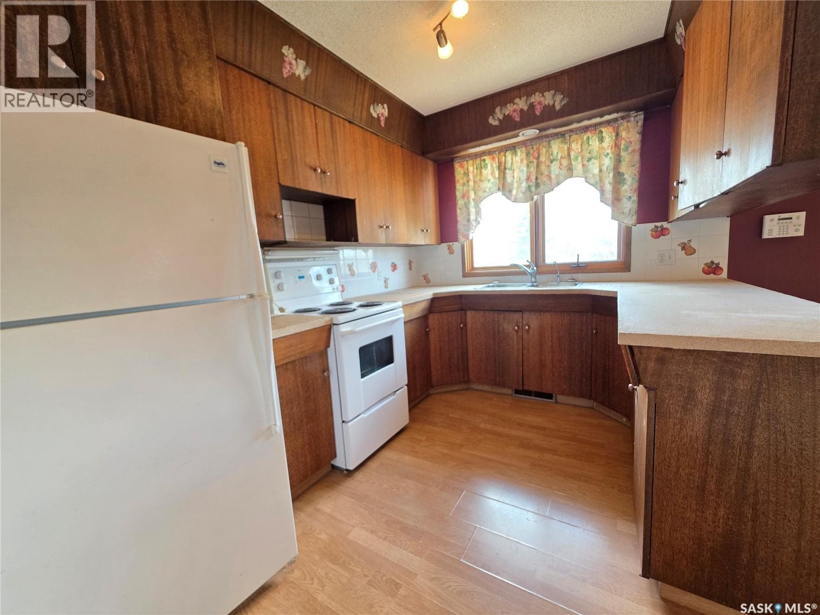403 Annable STREET — photo 2