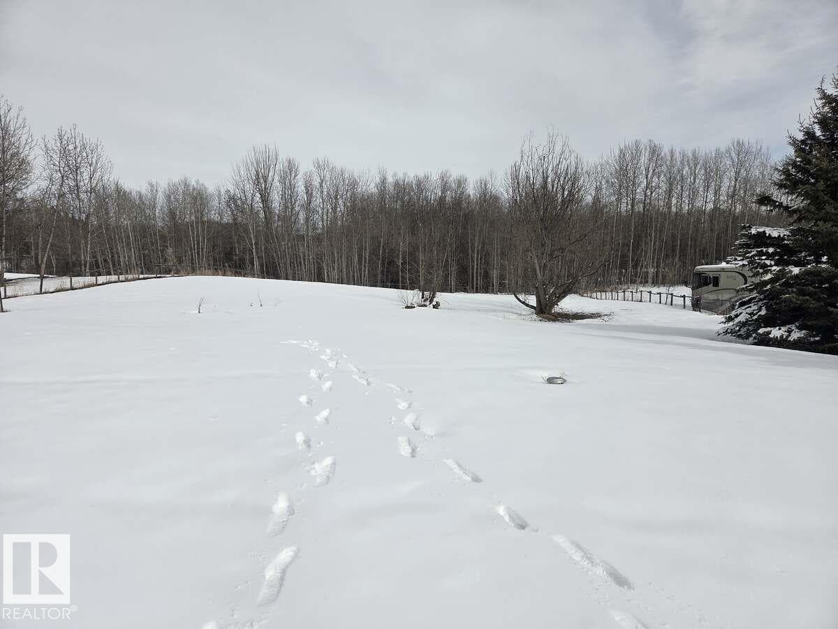 #105 53025 HGHWAY 770 — photo 3