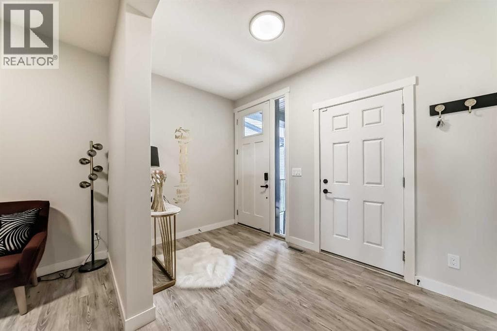 43 Homestead Close NE — photo 4