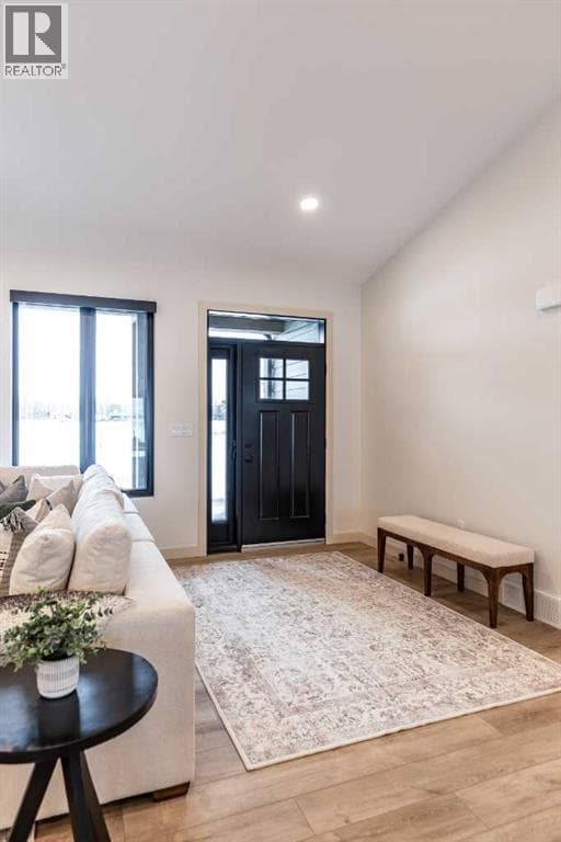 308 Yuma Court — photo 2