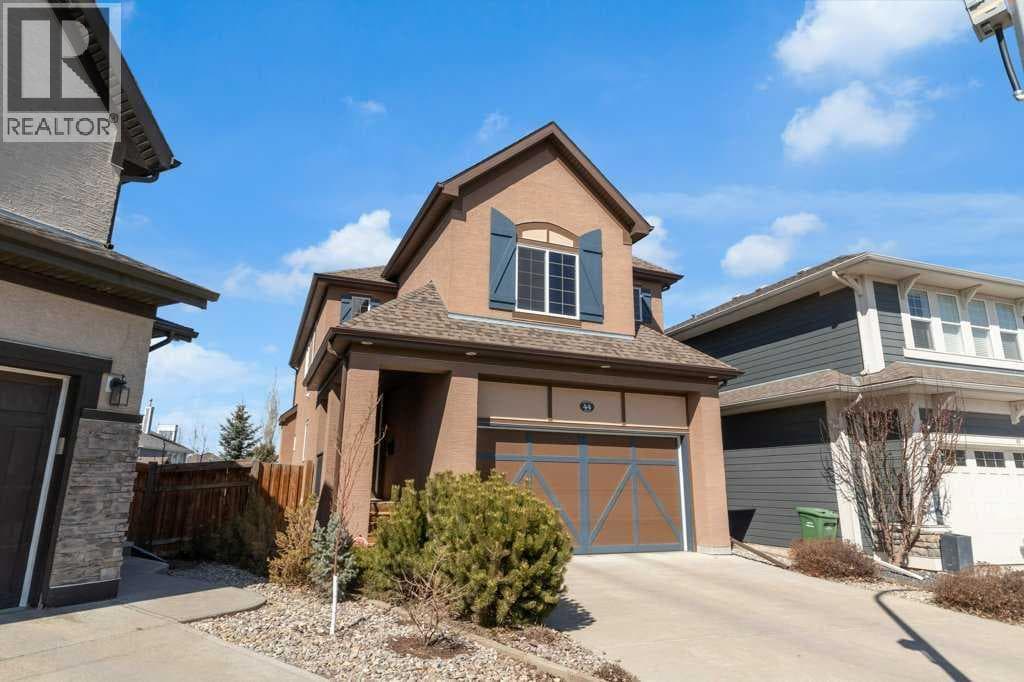 44 Mahogany Rise SE