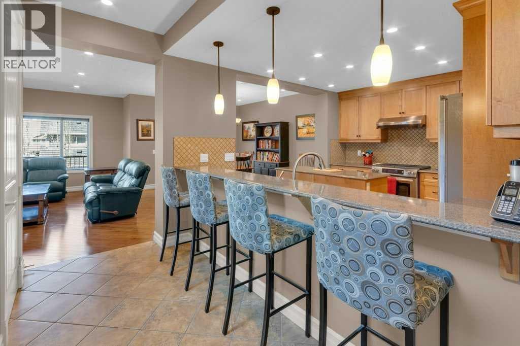 44 Mahogany Rise SE — photo 4