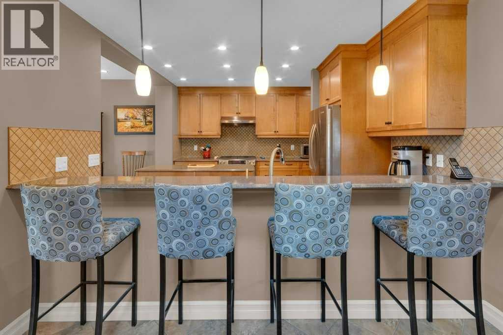44 Mahogany Rise SE — photo 5