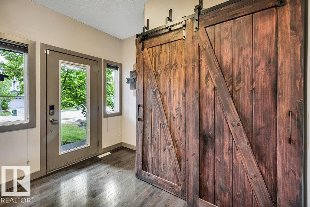 1107 CHAHLEY CT NW — photo 4