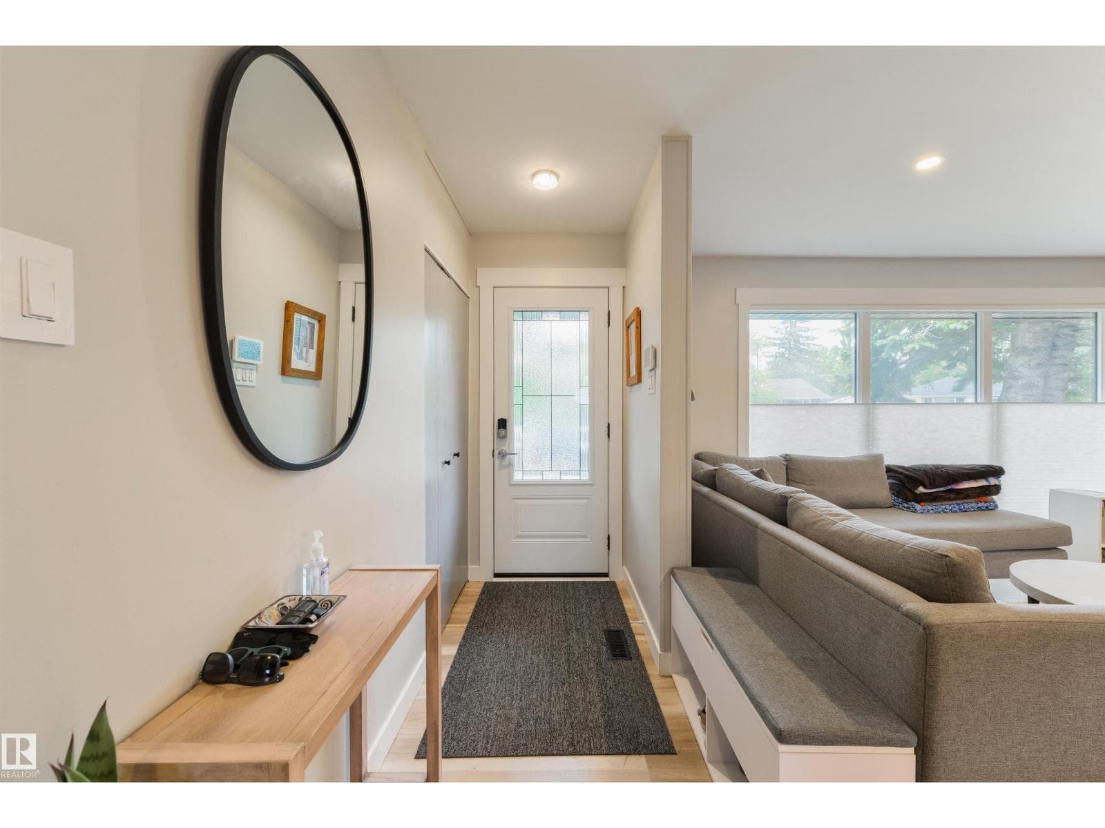 14307 86 AV NW — photo 3