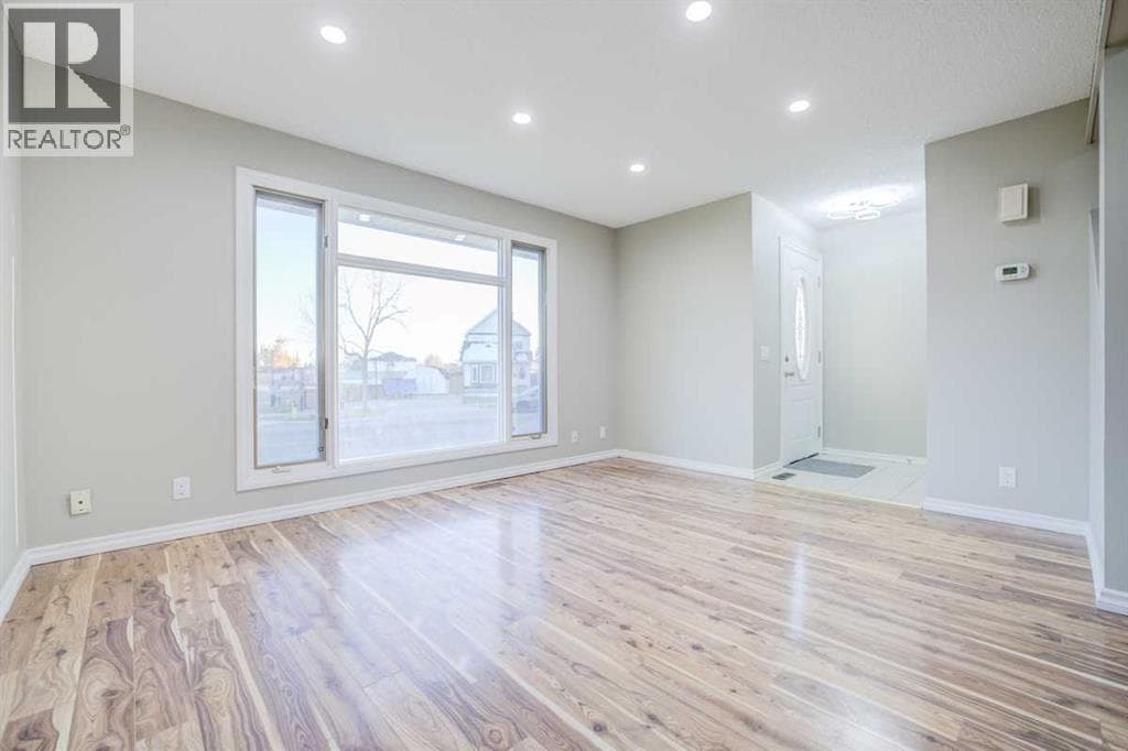 171 Erin Woods Drive SE — photo 3